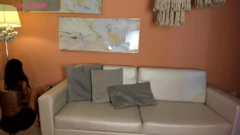 Danna Cruz  online show from 02.16.25