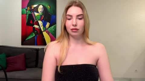 Snapshot of dannamissss chatting on 12.27.24 dannamissss online show from 12.27.24