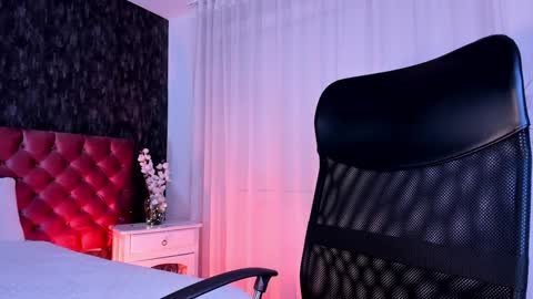 Danna online show from 01.15.25