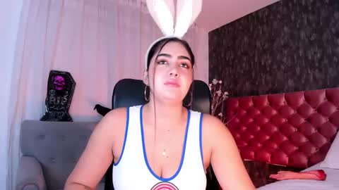 Danna online show from 10.31.25