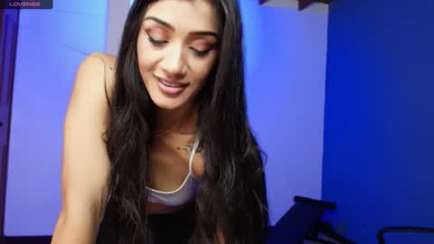 Danna Wells online show from 12.03.24