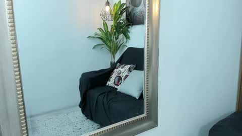 Danni  online show from 04.22.26