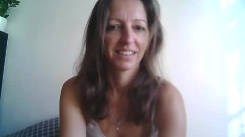 dannica1 online show from 10.20.25