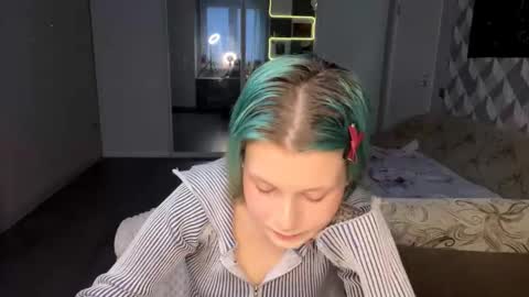 Luna Airi online show from 03.03.26