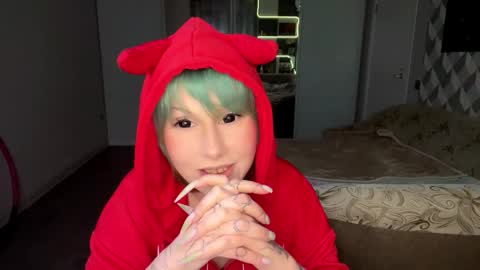 Luna Airi online show from 03.05.26