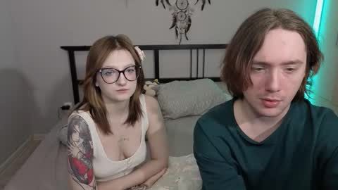 Snapshot of danny_and_ellen chatting on 12.13.25 danny and ellen online show from 12.13.25