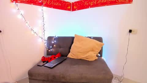 danny_and_lara online show from 12.04.25