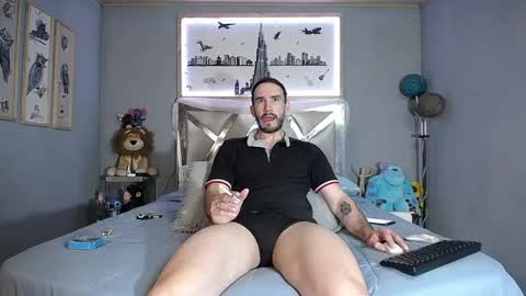 Danny and Alex online show from 04.12.26