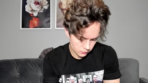 Snapshot of danny_love01 chatting on 12.15.24 danny online show from 12.15.24
