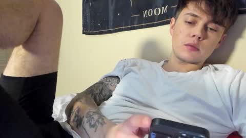 Snapshot of danny_love01 chatting on 12.19.24 danny online show from 12.19.24