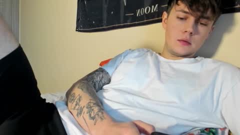 Snapshot of danny_love01 chatting on 12.20.24 danny online show from 12.20.24