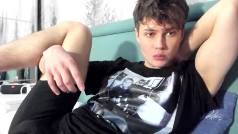 Snapshot of danny_love01 chatting on 12.22.24 danny online show from 12.22.24