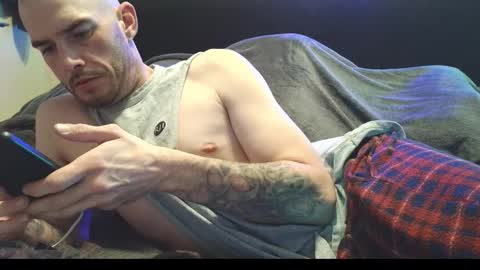 Snapshot of dannytabb1 chatting on 11.12.25 dannytabb1 online show from 11.12.25