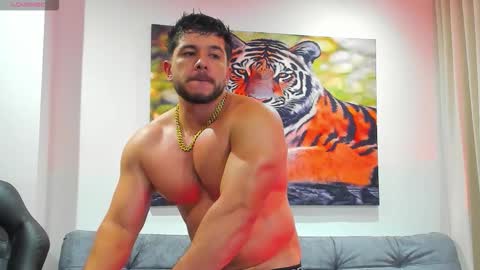 Snapshot of dante_adamss chatting on 11.22.25 DANTE online show from 11.22.25