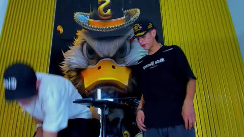 dante_brown1 online show from 10.19.25