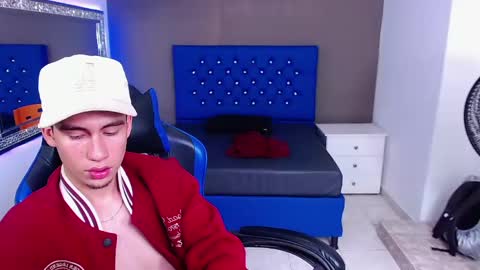 Snapshot of dante_tompson chatting on 02.10.25 Dante online show from 02.10.25