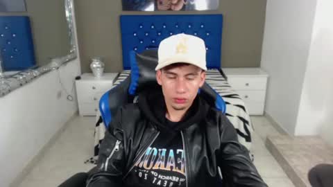 Snapshot of dante_tompson chatting on 02.18.25 Dante online show from 02.18.25