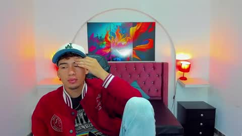 Snapshot of dante_tompson chatting on 03.11.25 Dante online show from 03.11.25