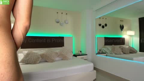 Snapshot of danteestone chatting on 01.21.25 Dante online show from 01.21.25