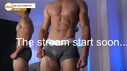 Snapshot of danteestone chatting on 10.23.25 Dante online show from 10.23.25