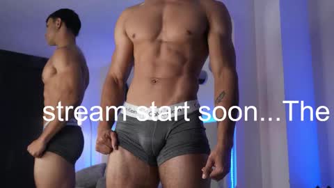 Snapshot of danteestone chatting on 10.25.25 Dante online show from 10.25.25