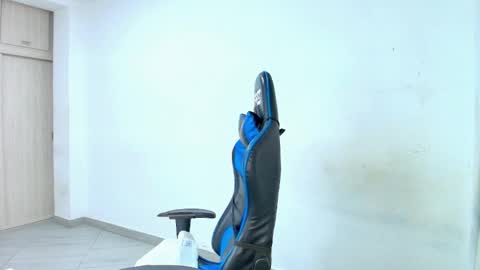 Snapshot of dantraxx chatting on 02.07.26 Dantraxx online show from 02.07.26