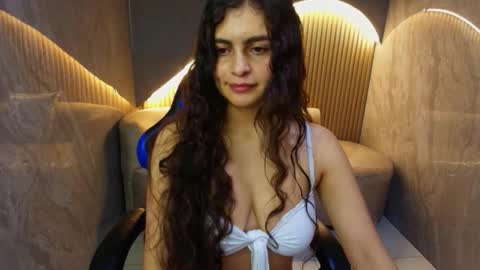 Dany online show from 10.25.25