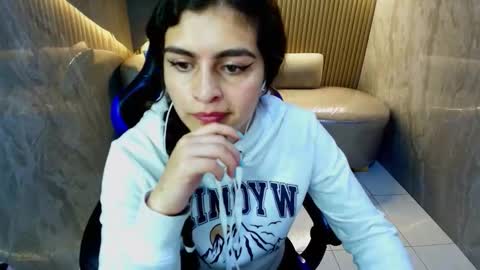 Dany online show from 11.14.25