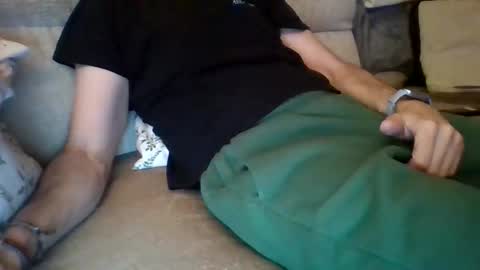 Snapshot of danydotado chatting on 11.08.25 danydotado online show from 11.08.25