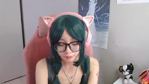 danyelleeyermann online show from 05.05.26