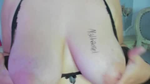 Snapshot of daphne_aris chatting on 03.02.26 daphne_aris online show from 03.02.26