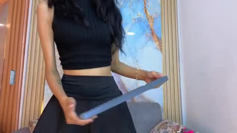 daphne_celestin23_aws online show from 09.18.25