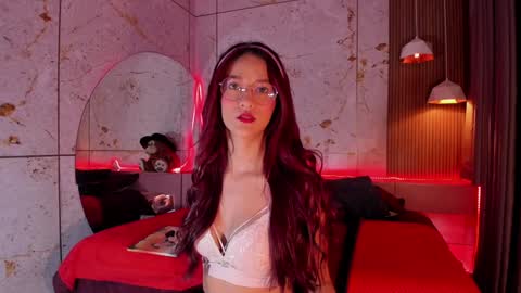 Daphne online show from 02.07.25