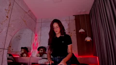 Daphne online show from 02.08.25