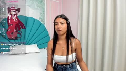 Snapshot of daphne_fox_ chatting on 02.27.25 Daphne  online show from 02.27.25