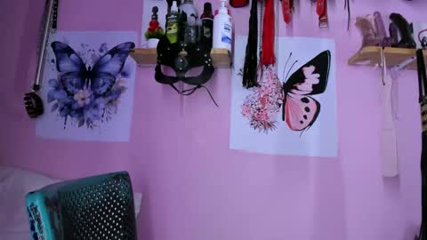 Snapshot of daphneandrade chatting on 02.27.25 daphneandrade online show from 02.27.25