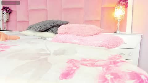 Daphne online show from 02.09.25