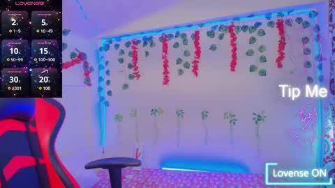 Daphne online show from 02.04.25