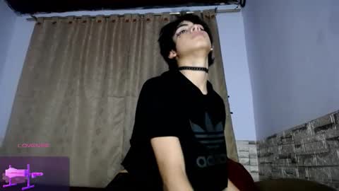 Snapshot of darasweet19 chatting on 11.15.25 MAX online show from 11.15.25