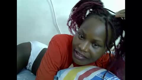 ESTHER online show from 02.26.25