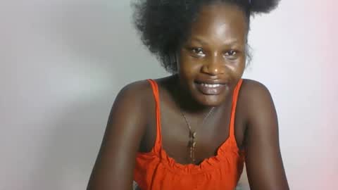 ESTHER online show from 03.08.26