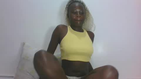 Snapshot of darberry21 chatting on 07.04.26 ESTHER online show from 07.04.26