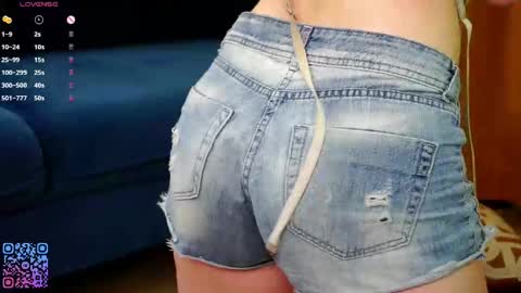 Rina online show from 04.21.26