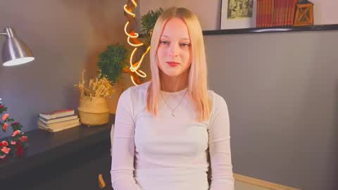 Kami online show from 11.12.25