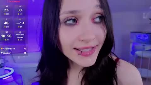 Snapshot of darcyblackwood chatting on 06.14.26 Darcy online show from 06.14.26