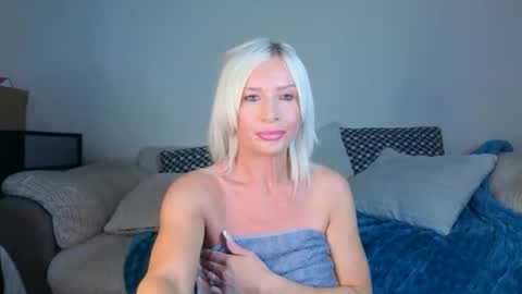 Snapshot of darcydixx chatting on 05.19.26 DarcyDixx If you have requests or dirty talk please use tip online show from 05.19.26