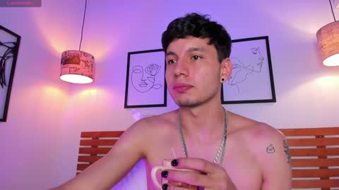 Darek latin boy online show from 12.05.24