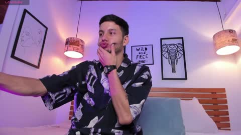 Darek latin boy online show from 12.28.24