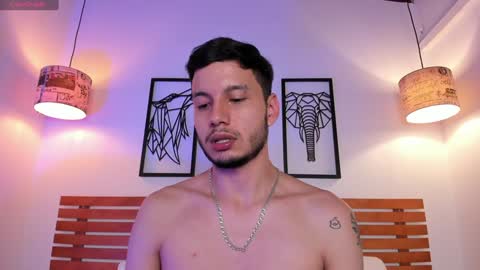 Darek latin boy online show from 01.22.25
