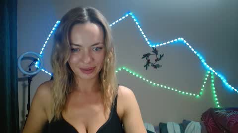 Snapshot of daria_spring chatting on 12.25.24 Daria online show from 12.25.24